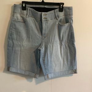 Apt. 9 Bermuda Size 14 light blue